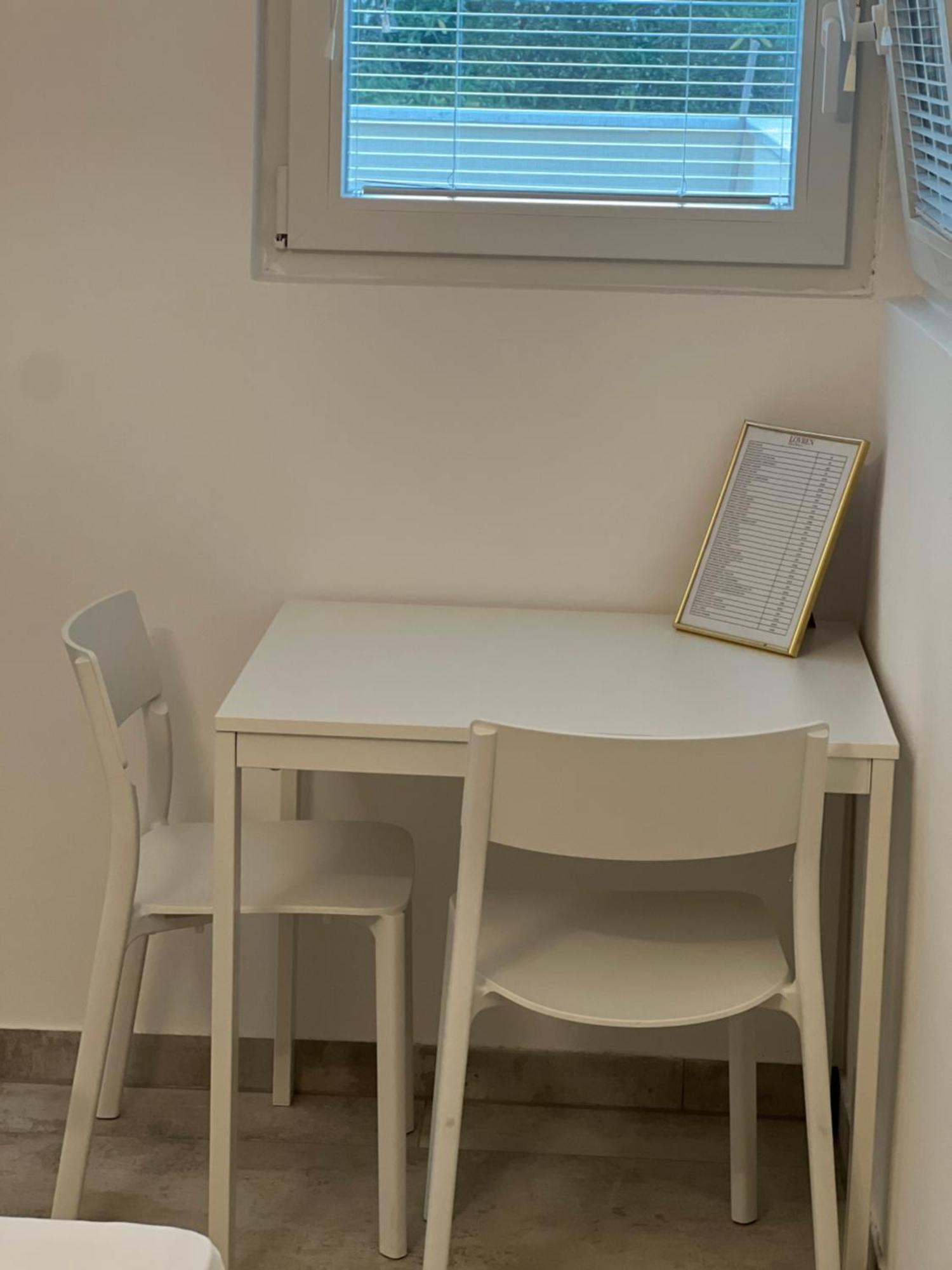Apartmani Lovren Новаля Екстер'єр фото